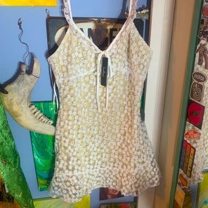 xs mini white/tan flower dress aesthetic new